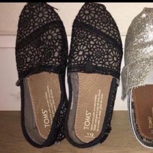 Girls TOMS